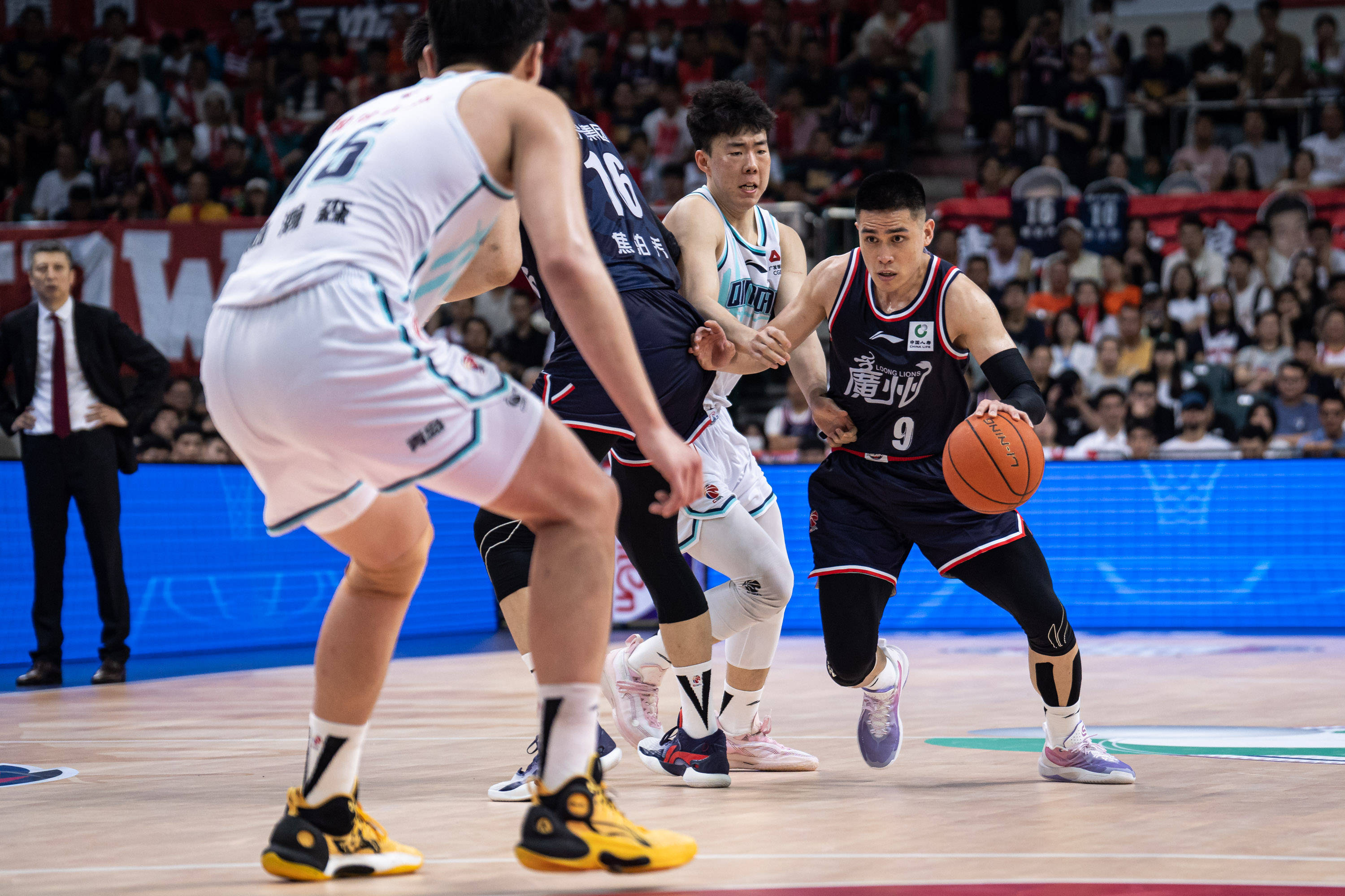 仍需通过战 仍需通过战