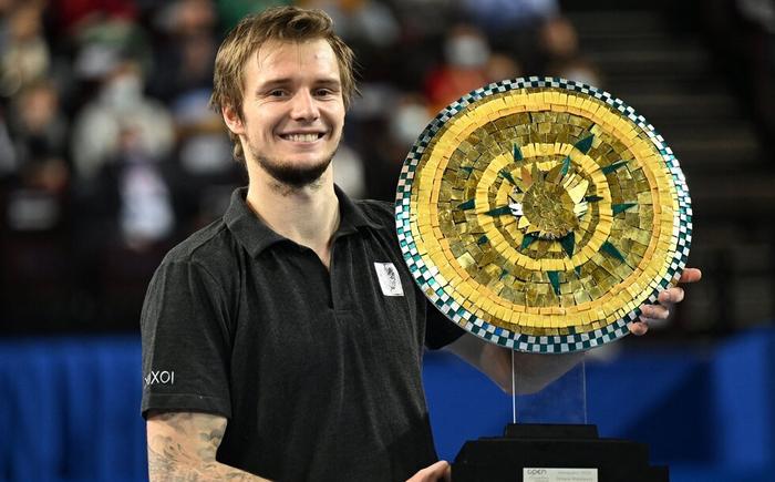 还能培养自 还能培养自